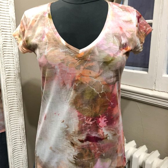 Calvin Klein V-Neck Floral Print T-Shirt, Size Small - Picture 3 of 5